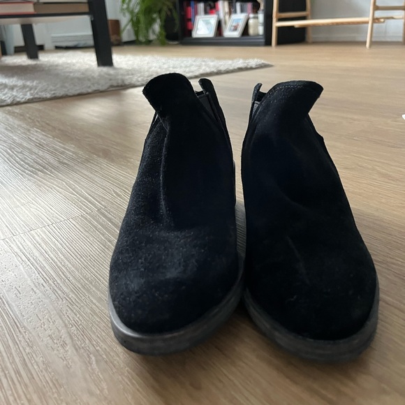 Dolce Vita Ankle Boots Size 6 in Onyx Suede (Black) - Picture 3 of 7